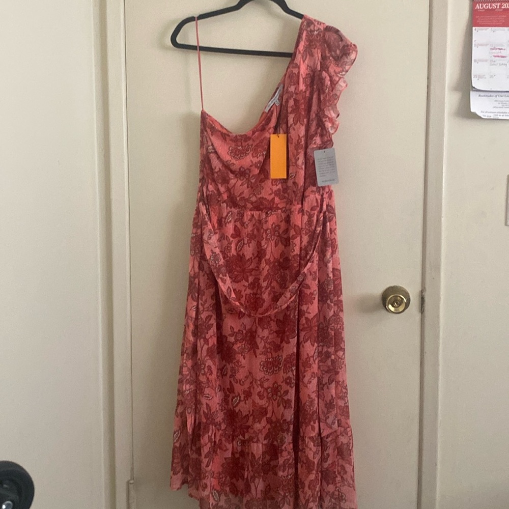 New with tags- Women’s Collective Concepts XL one shoulder dress from Nordstroms